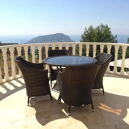 Royal Villa *