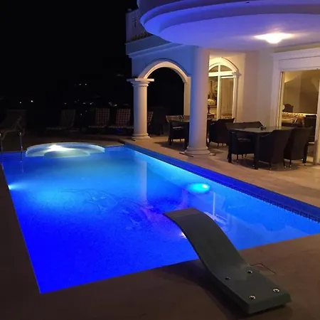 Villa Royal